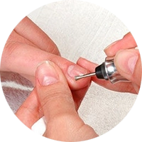 Аппаратный маникюр